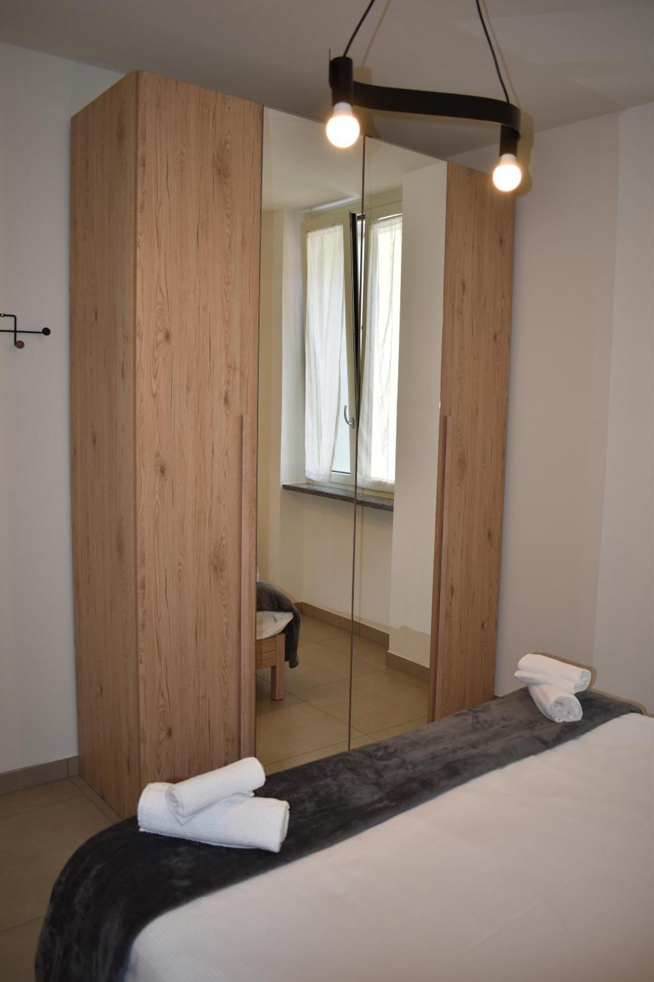 Apartment Baia Delle Rose Via Santo Stefano 18 *