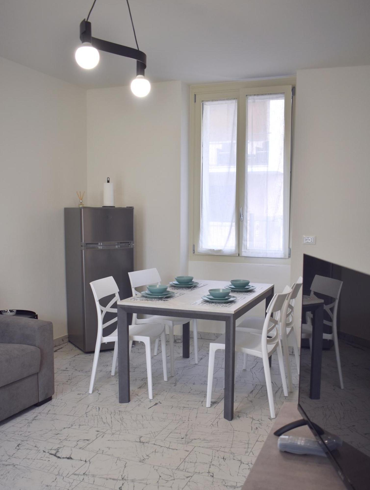 Baia Delle Rose Via Santo Stefano 18 Apartment Costa Volpino